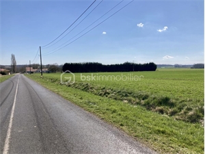 terrain à la vente -   51290  GIFFAUMONT CHAMPAUBERT, surface 1017 m2 vente terrain - UBI464626166